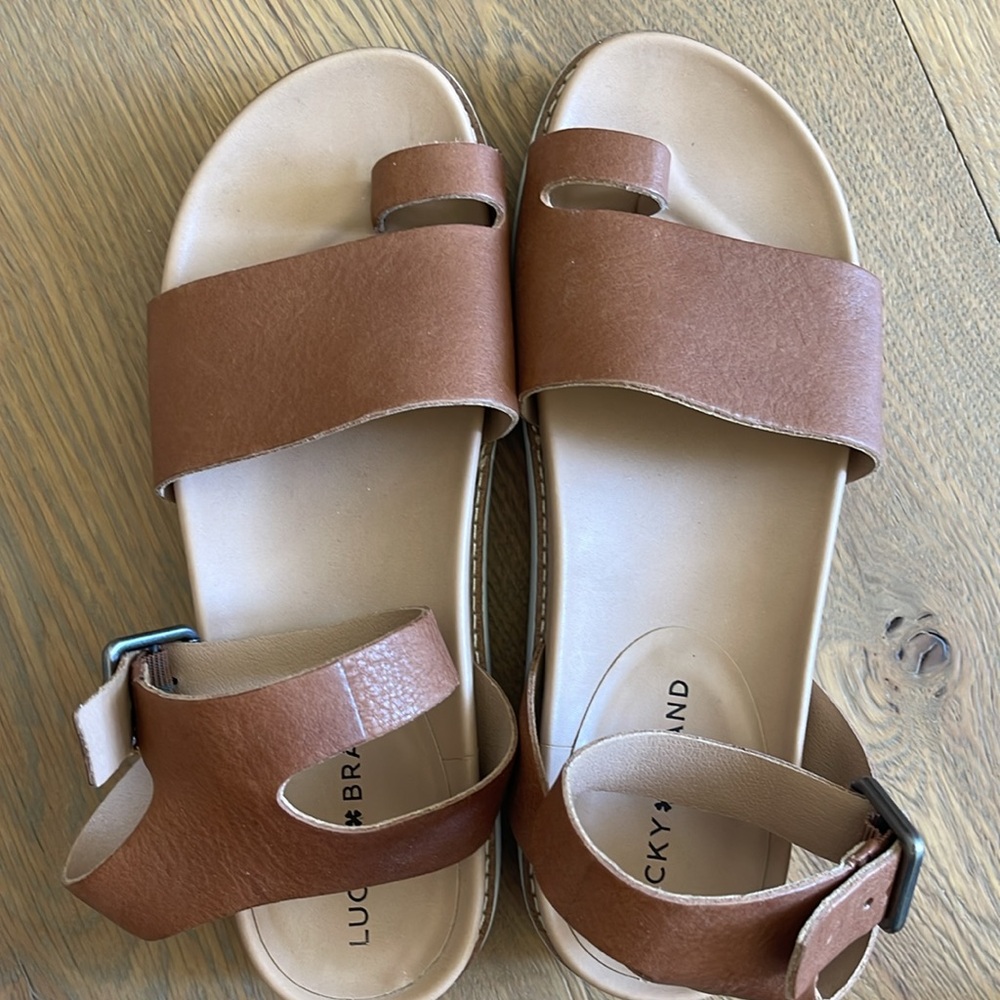 Lucky Brand ankle wrap wedge leather sandal. 8M - Picture 2 of 6